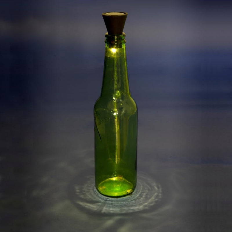 Kikkerland Solar Bottle Light