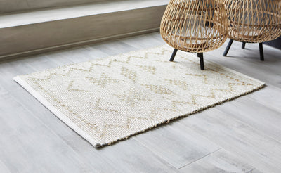 Oasis Accent Rug With Seagrass White - 24" X 36"